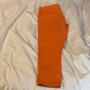 Wonder Under Crop Leggings